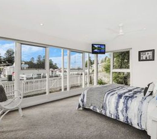 Boathouse Deck