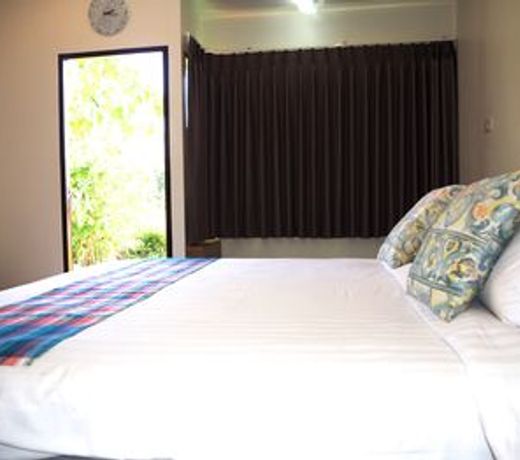 i-na Boutique Home Nan