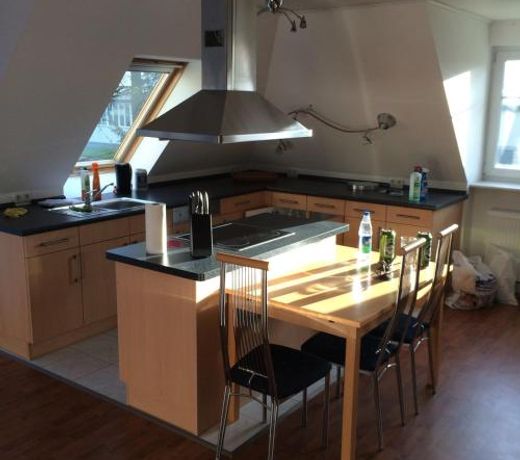 Moderne Maisonette-Wohnung am Karpfenteich; modern Apartment with view of the carp pond