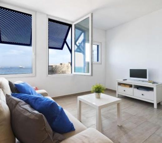 Flatguest - Castle Sea View
