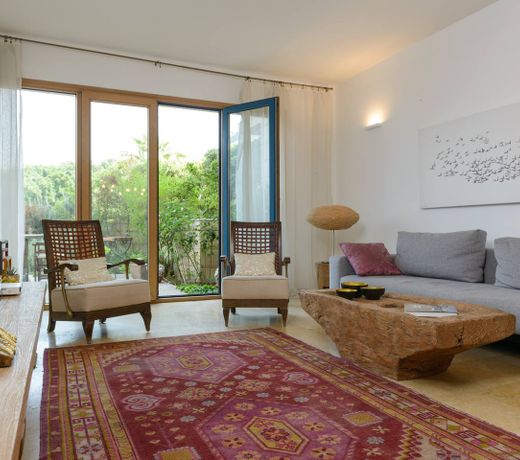 Andromeda Hill apt - Swimming pool+gym+parking