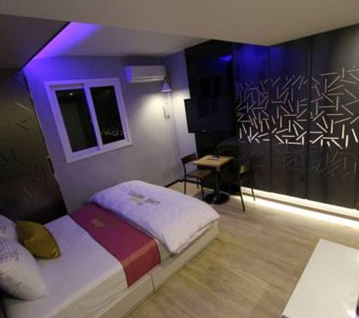 Line Motel