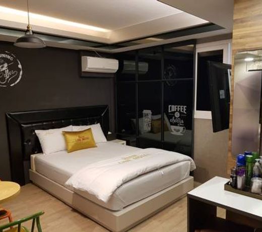 Line Motel