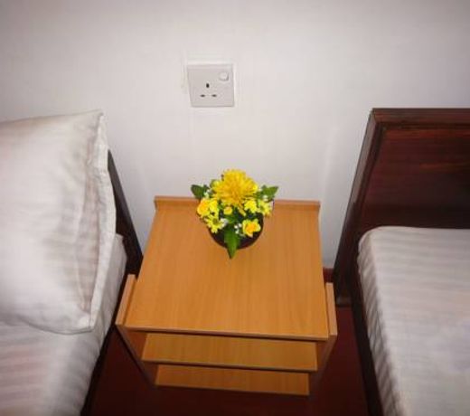 Mama's Villa by Taprobane