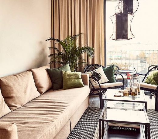 Forest Park by Zoom Apartments