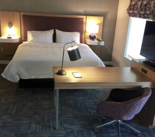 Hampton Inn & Suites Warrington Horsham