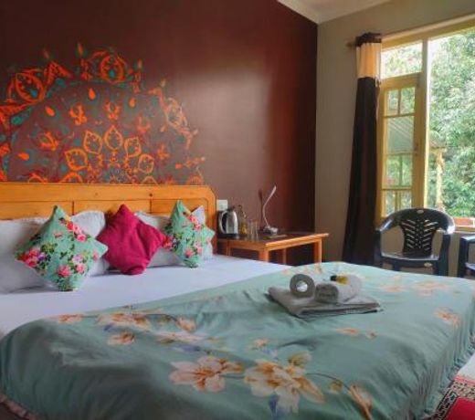 The Unmad, Dharamkot