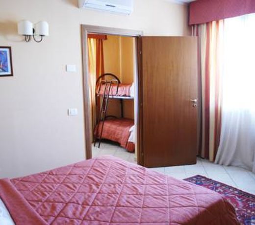 Greta Rooms Hotel