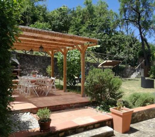 Chianti Best House