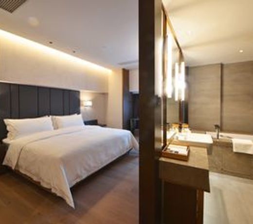 Chongqing Le Comforto All Suite Hotel