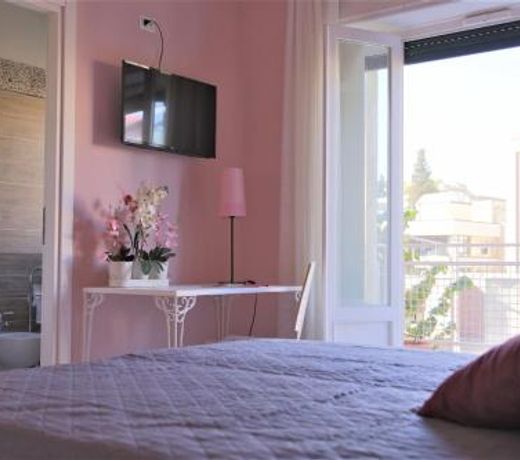 B&B Rosa