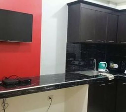 Luxury Suites E