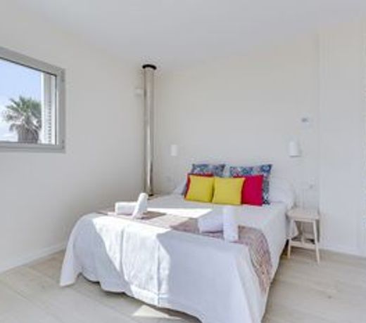 YupiHome Son Serra First Line Villa