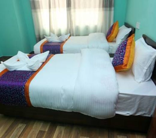 Hotel Rising Home