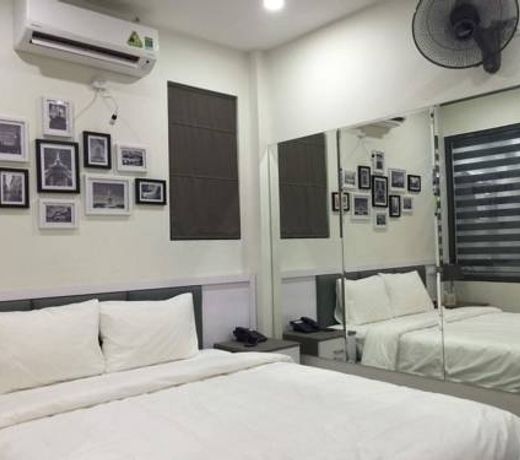 Lily Hotel