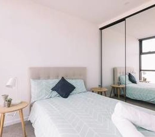 Luxury Home Minutes from CBD