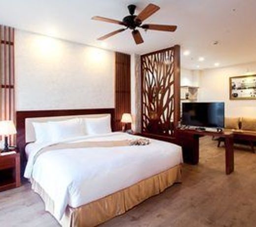 LADALAT Hotel