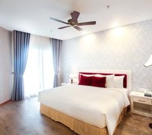LADALAT Hotel