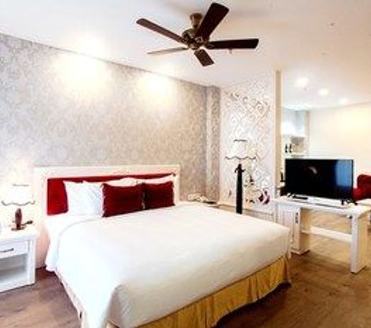 LADALAT Hotel