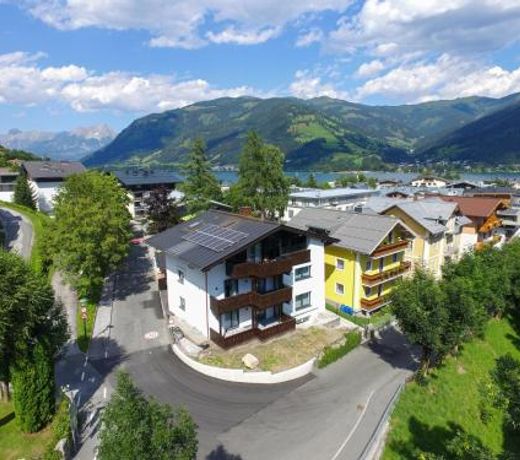 Finest Villa Zell am See by All in One Apartments