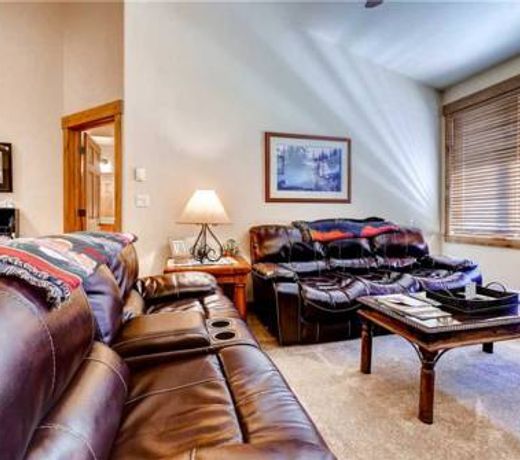 3301 Champagne Lodge Trappeur's Crossing