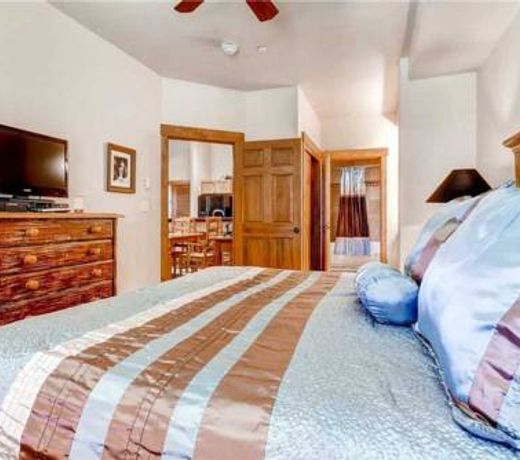 3301 Champagne Lodge Trappeur's Crossing