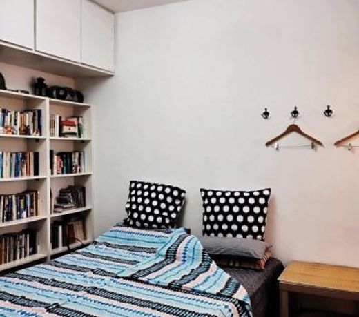 Books&Bed Close to the Lake