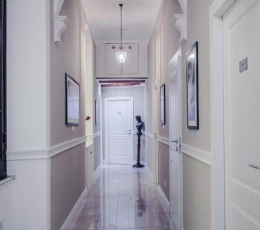 L'Opera Rooms & Suite