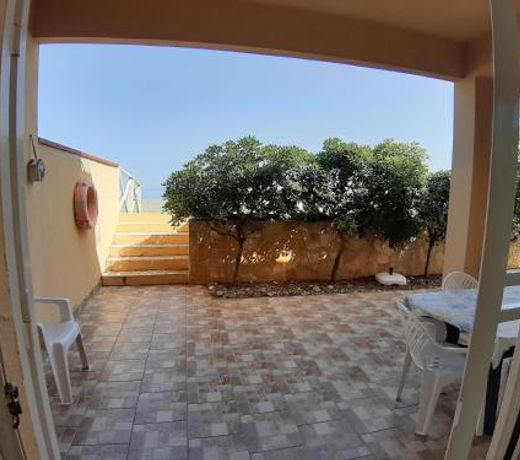 Finestra sul Mare