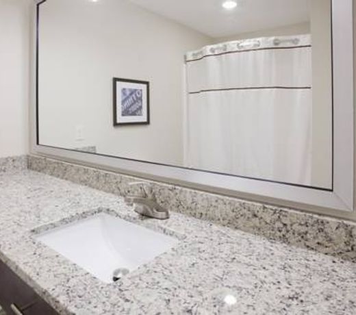 GrandStay Hotel & Suites