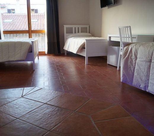 Gialel Pisa Guest House