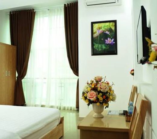 Truc Hung Hotel