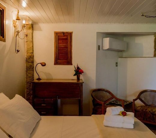 Feiticeira Guesthouse