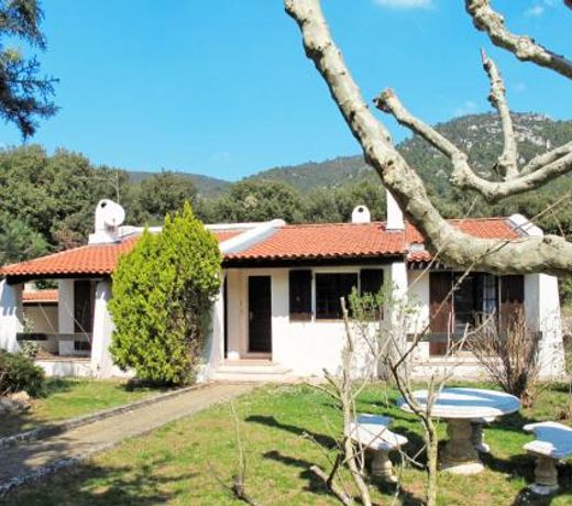 Holiday Home Le Hameau des Launes - SIG110