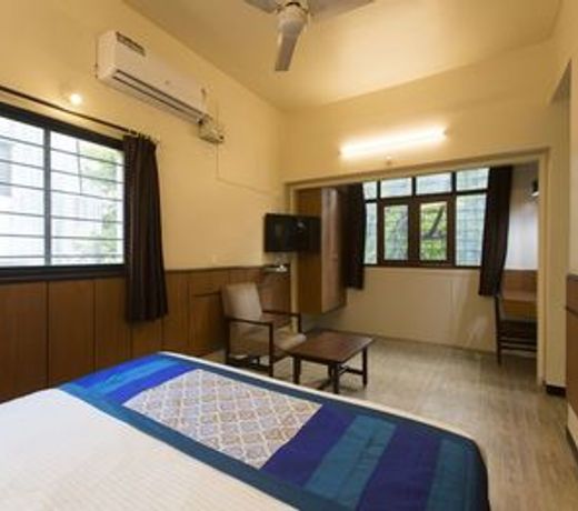 OYO 9831 Hotel Pathik