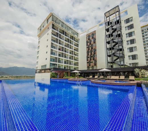 Quinter Central Nha Trang