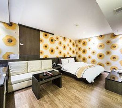 HOTEL FLOWER
