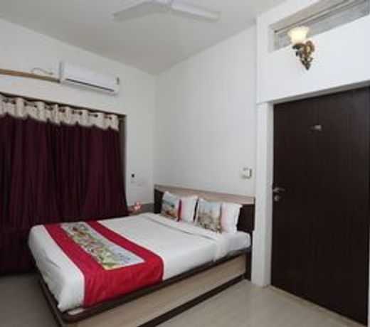 OYO 10358 Chouhan Haveli