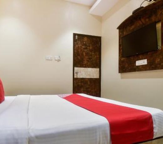 OYO 11511 Hotel Embassy Grand