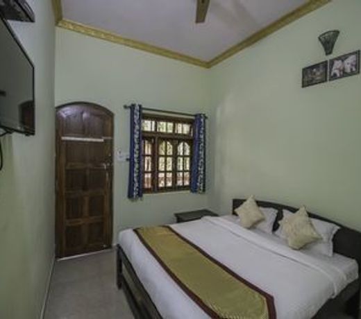OYO 10204 Home Near Calangute Beach