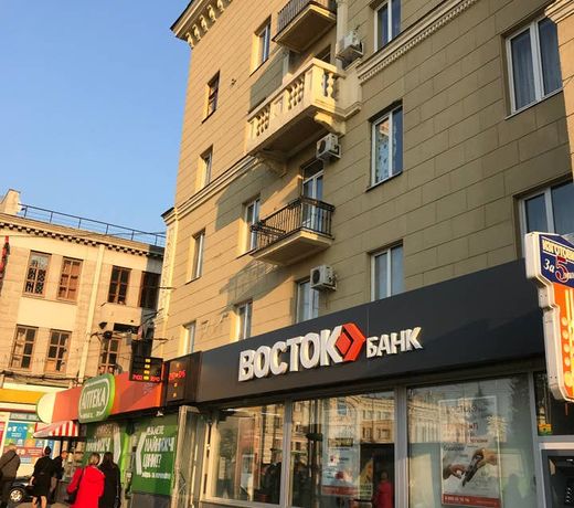 Modern luxury studio in the center of Kharkiv at Konstitutsii Square