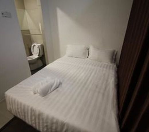 Place2Stay Business Hotel @ Metrocity