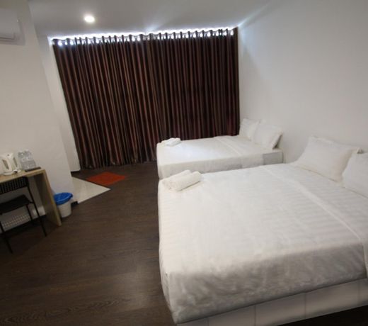 Place2Stay Business Hotel @ Metrocity