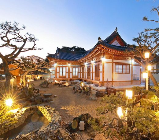 Cheonggong Hanok Stay