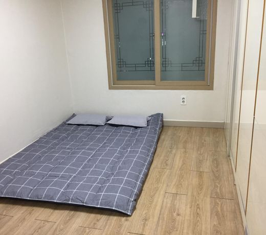 Simple room for 2 guests