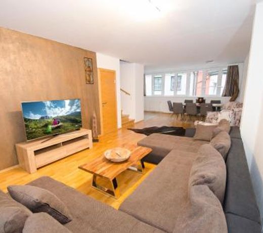 Penthouse SEVEN by All in One Apartments