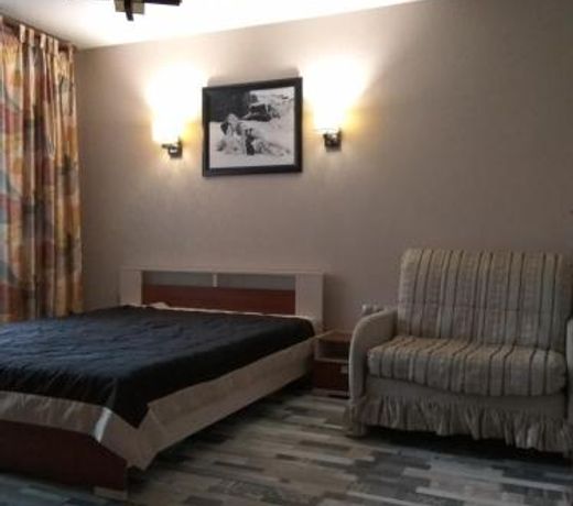 Apartamienty v tsientrie ghoroda
