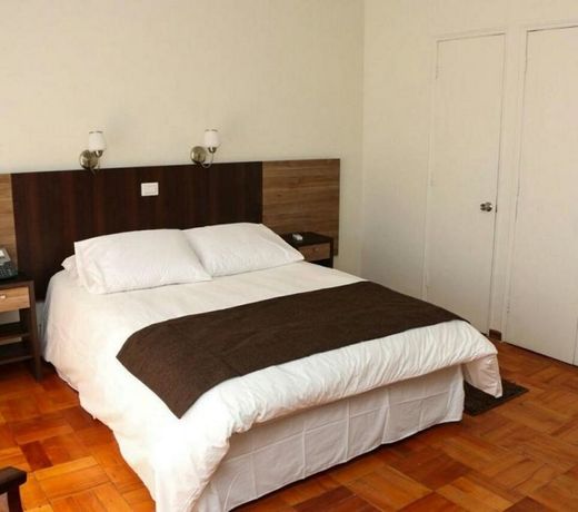 Hotel Plaza Ñuñoa