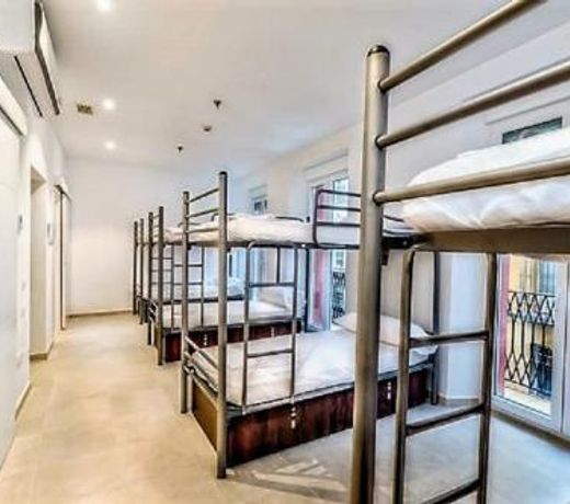 Hostel A2C