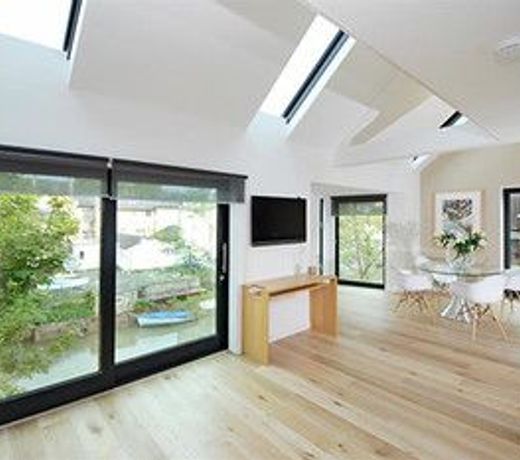 The Cliffside Loft - Distinctly Modern 3 BDR Riverside Home